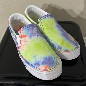 Nike Tye-Dye Slip On’s